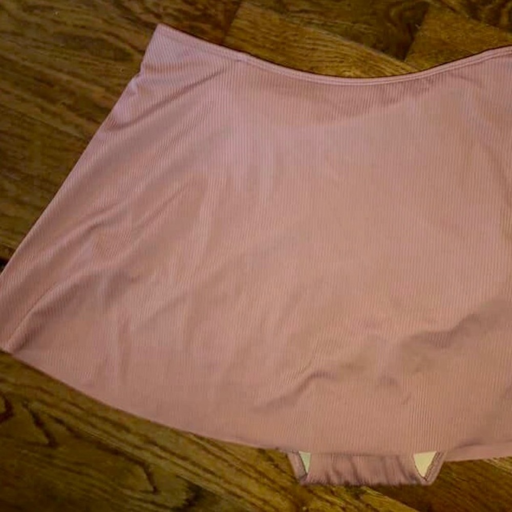 M Who Wears Short Skirt - Ribbed Dusty Rose